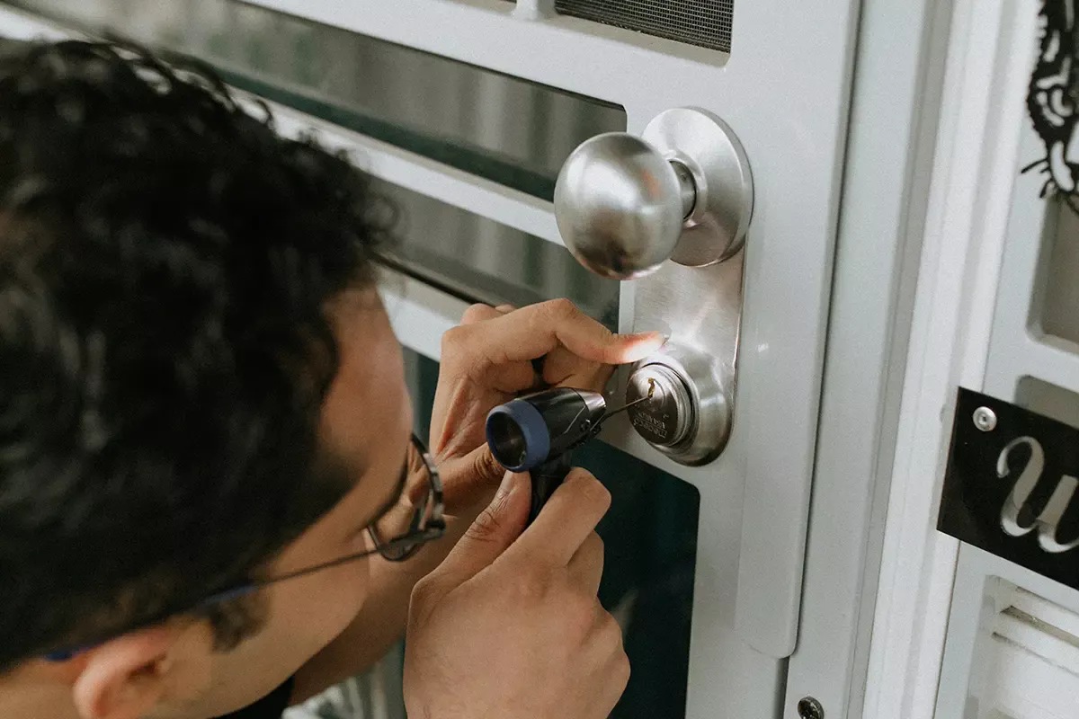 black cat lock and key - Residential locksmith services working on doors black cat lock and key - Residential locksmith services working on doors